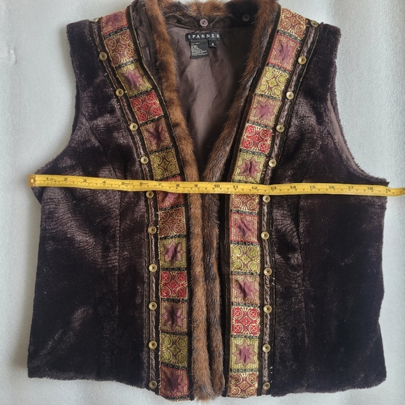 Vintage Bohemian Faux Fur Vest With Embroidery Hippie Boho Small - Picture 12 of 13